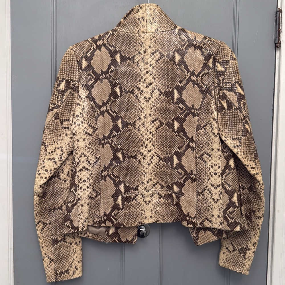 Stunning Michael Kors snake print leather jacket - Picture 3 of 8